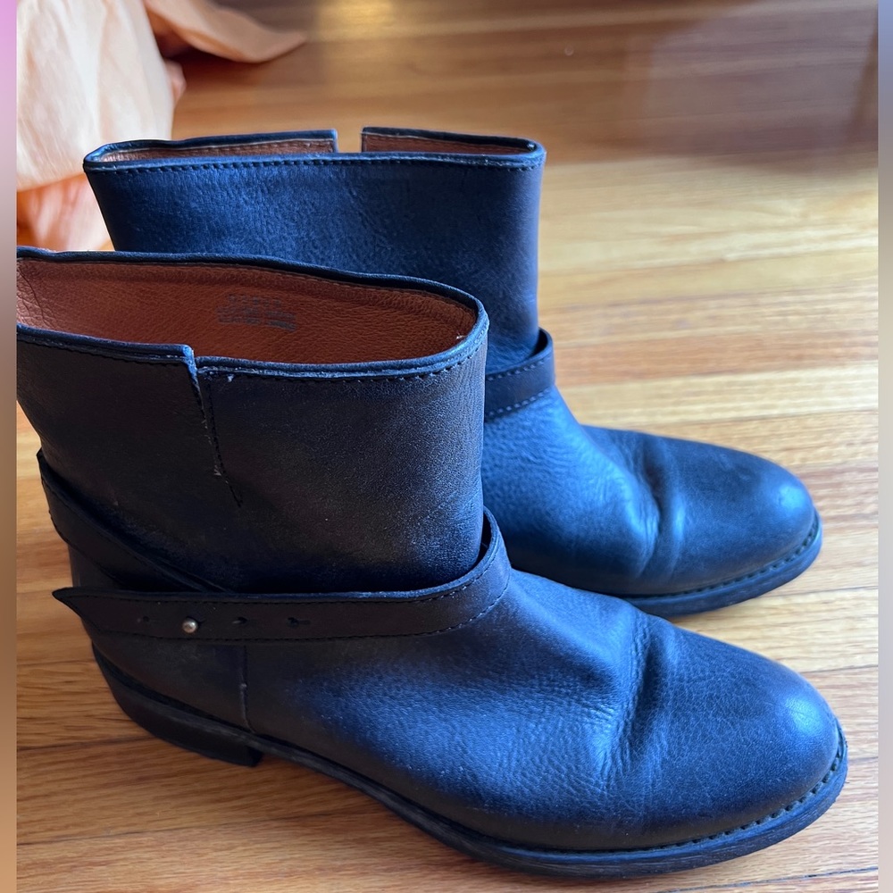 Madewell black leather moto boots size 9.5